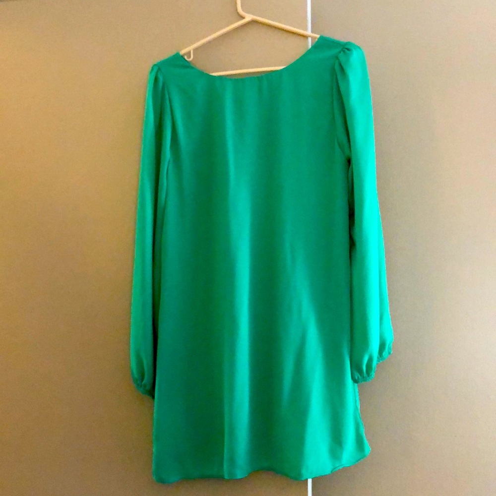 Flowy green knee length dress